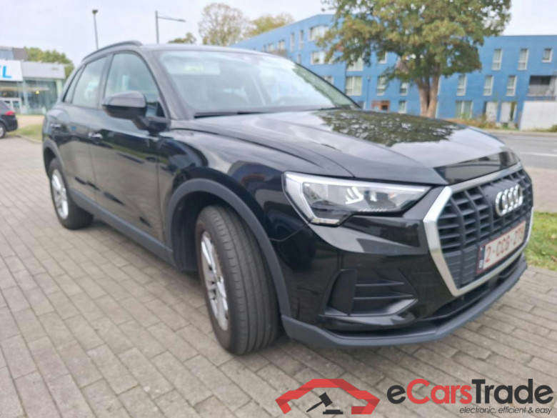 AUDI Q3 1.4 45 TFSI E S TRONIC #5