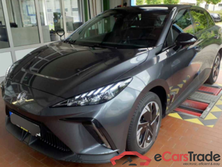 MG MG4 Luxury 5d 150kW #1