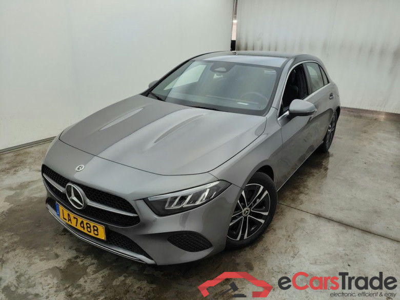 Mercedes-Benz Classe A A 180 Business Line 5d