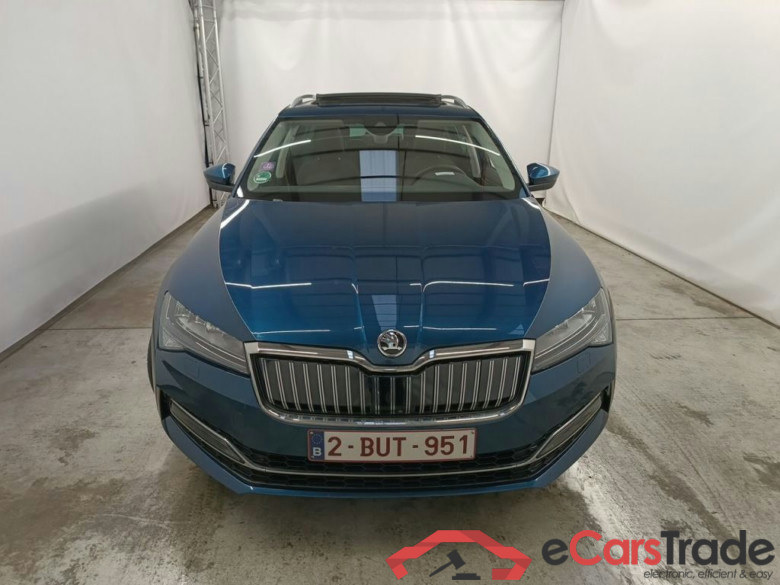 Skoda Superb Combi 1.4 TSI iV 160kW DSG6 Clever+ 5d #5